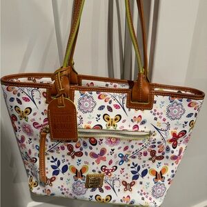 Disney Dooney Flower & Garden tote
